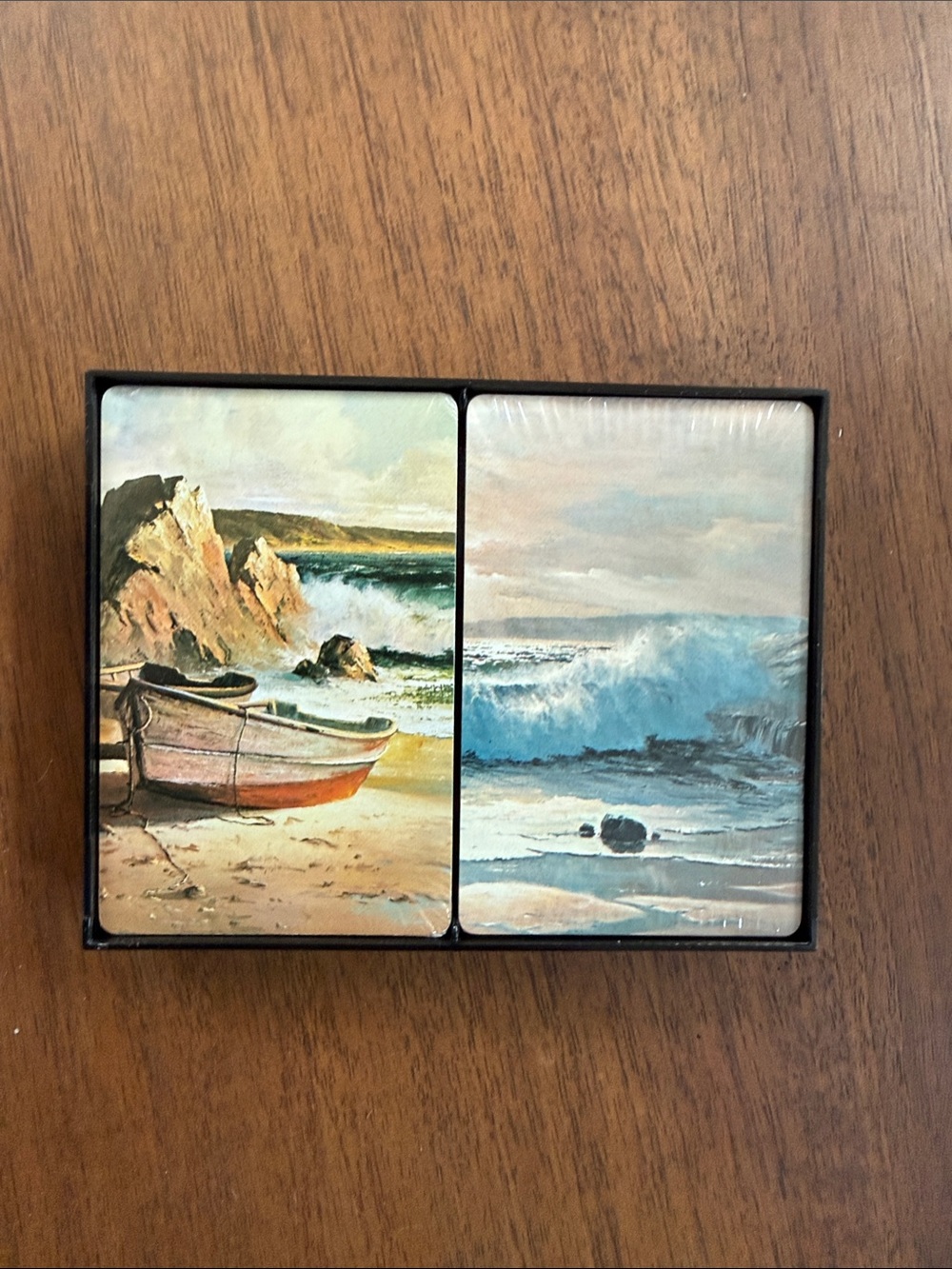 2 decks of cards sealed from hawthorn club savings in Illinois